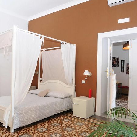 Napul'Art Bed & Breakfast Наполи Екстериор снимка