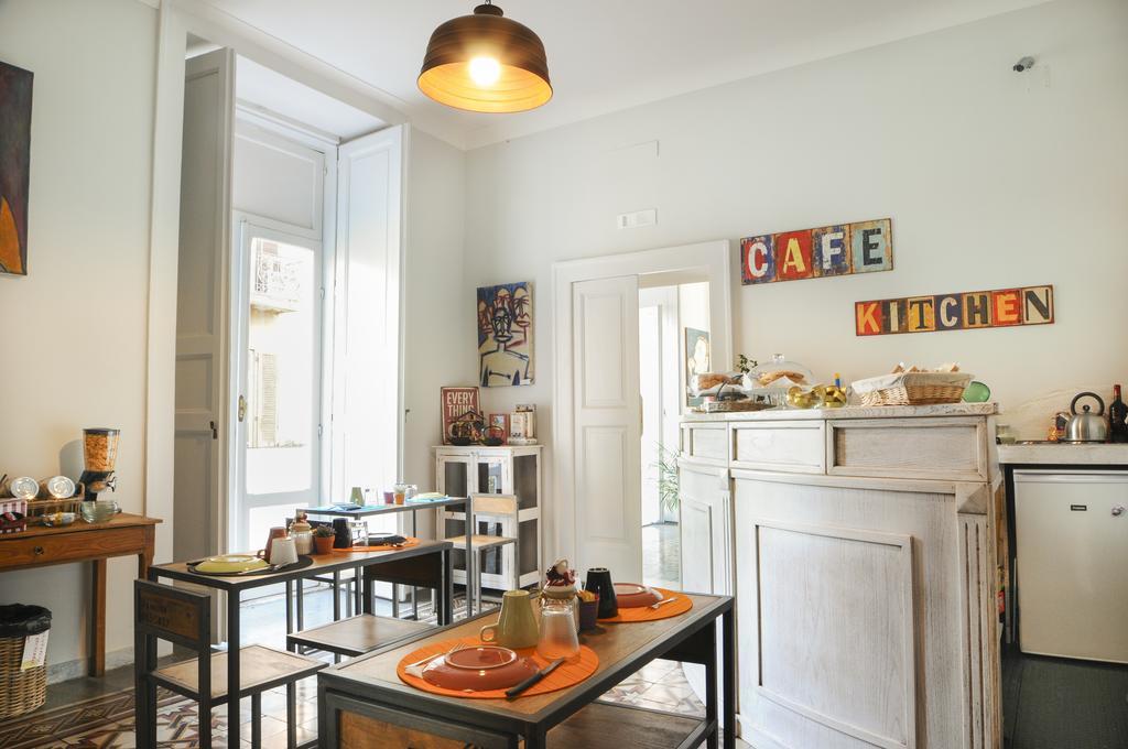 Napul'Art Bed & Breakfast Наполи Екстериор снимка